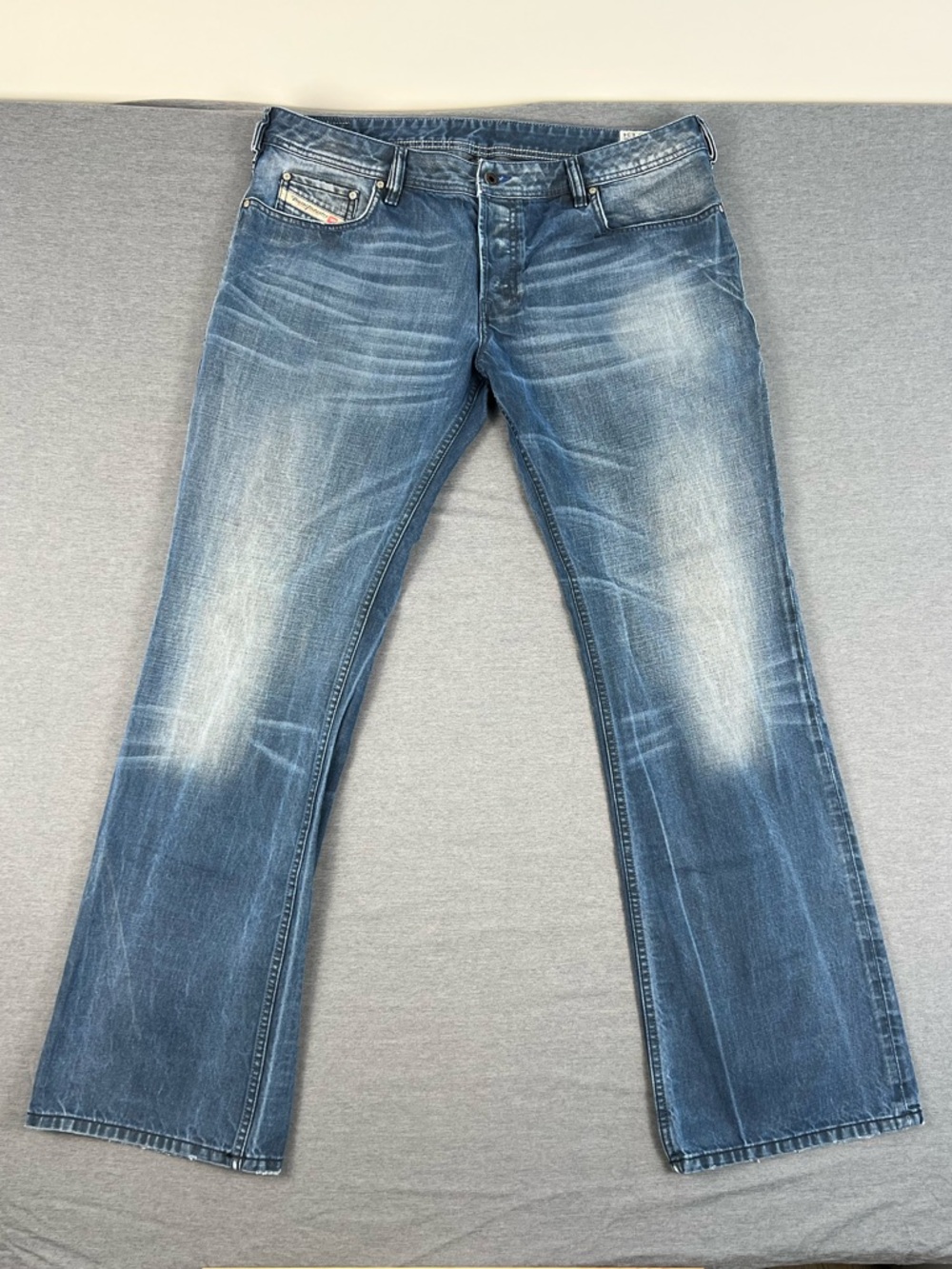 Diesel Zathan Bootcut Jeans - Washed Blue